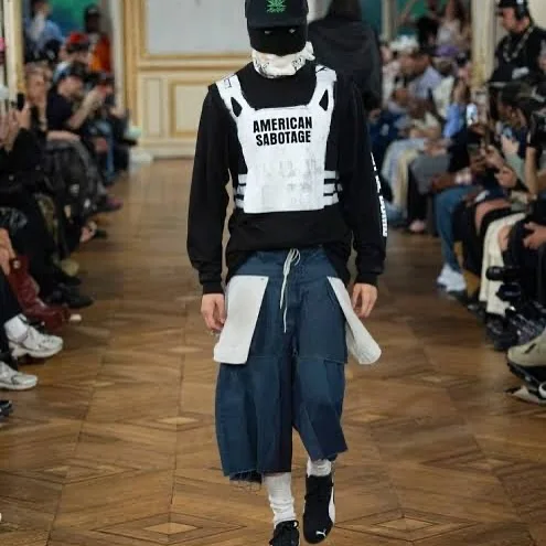 Sabotage Hoodies Grunge Parody - огляд і ціна Winter Clothing Ideas